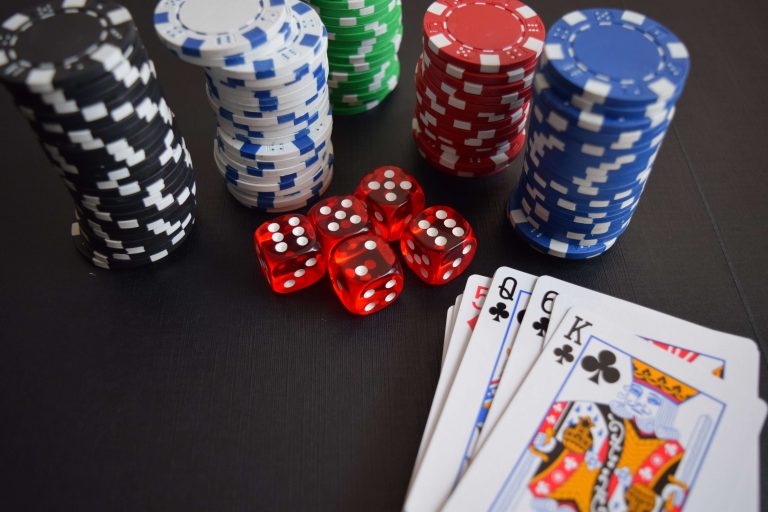 poker set-up